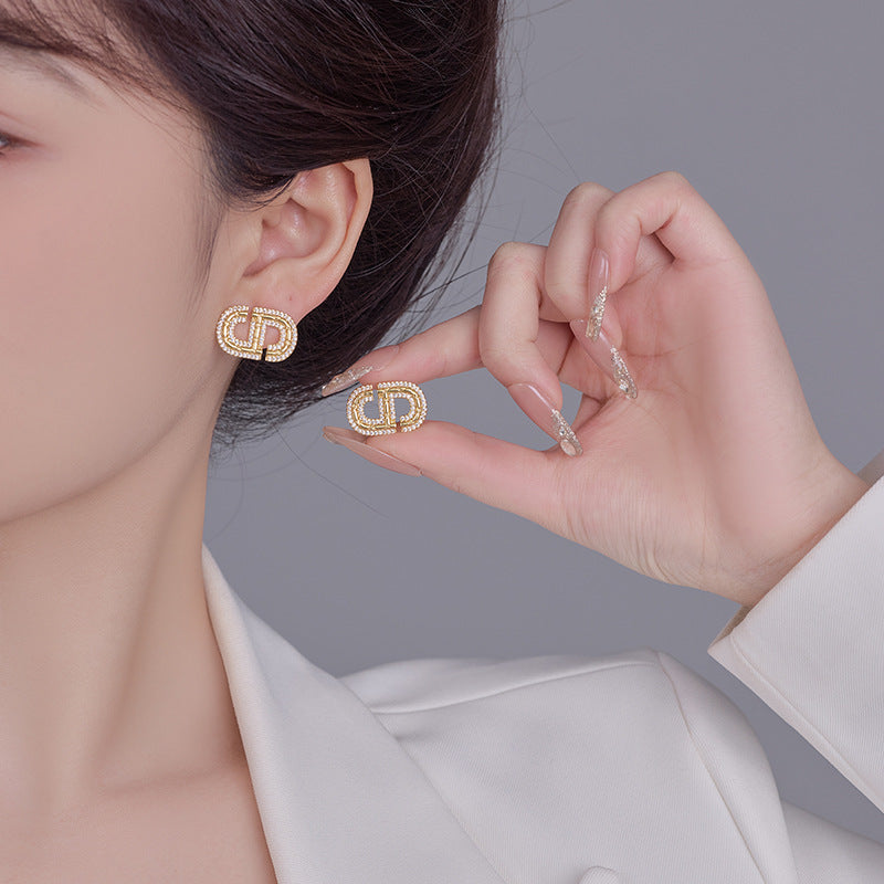 2025 Letter Zircon Earrings: French Temperament, Exquisite, Niche Individual