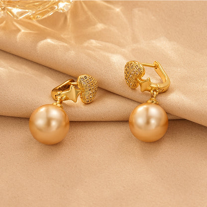2024 Hot Pearl Earrings: Retro, High-End Heart Shape, Wholesale